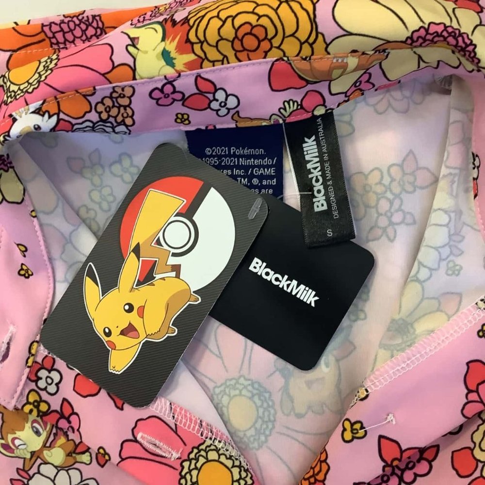 Blackmilk Pokemon Fire type crop button shirt - Picture 4 of 4